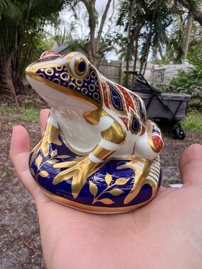 Royal Crown Derby Gold and Cobalt Blue Decorative Frog Like New!🐸